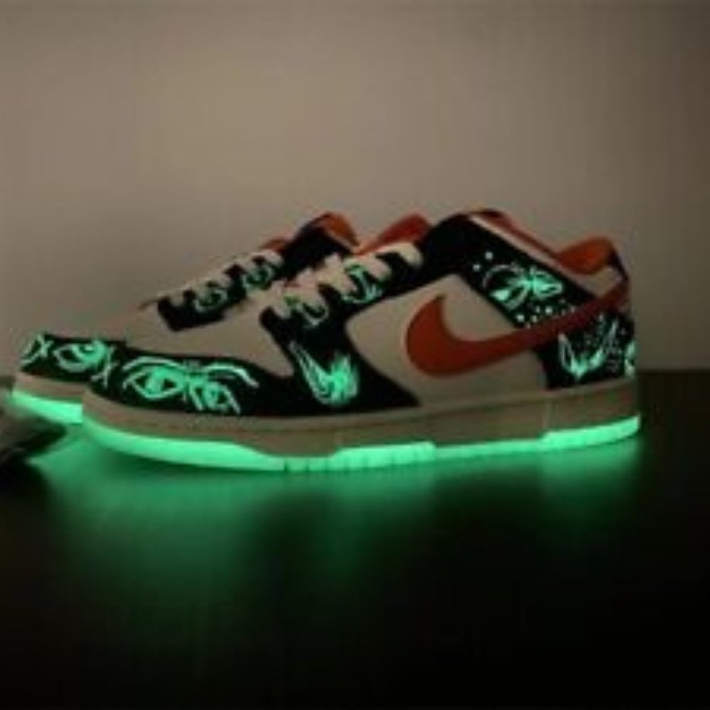 Nike Dunk Low Halloween GLOW IN THE DARK (2021) 2Y